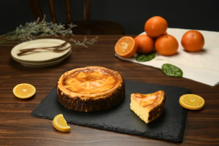 亞尼克全新橙光橘香巴斯克生起司(6吋)，售價600元