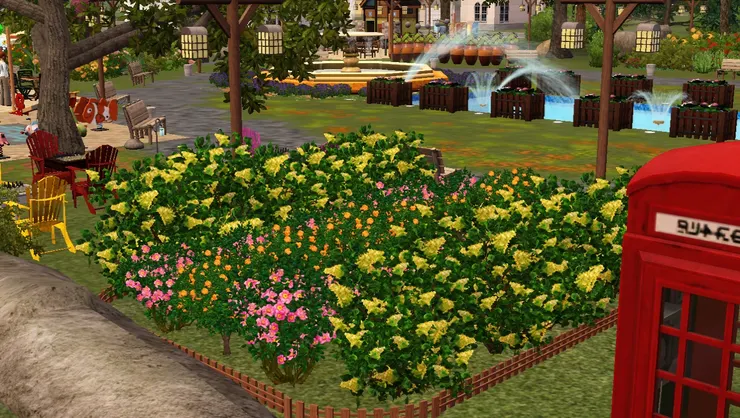 花在水景下特別嬌艷！