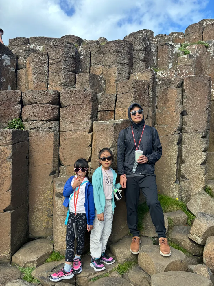 巨大的玄武岩石柱!