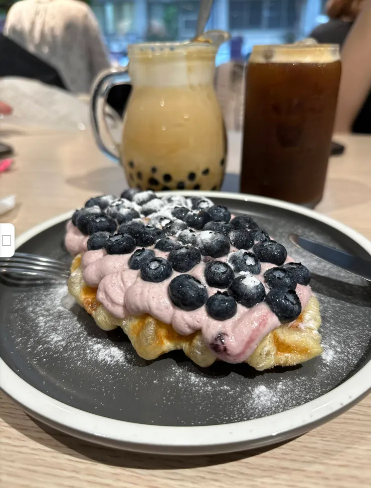 Cross Cafe克勞斯咖啡 (擷取自google地圖)