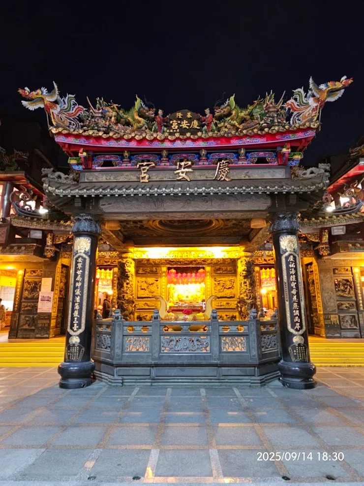 慶安宮牌樓（圖片截圖於網路）