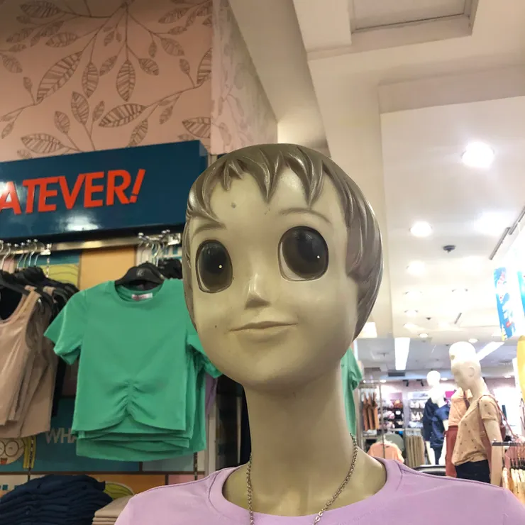 菲版衣服model ,超像進巨的一個巨人