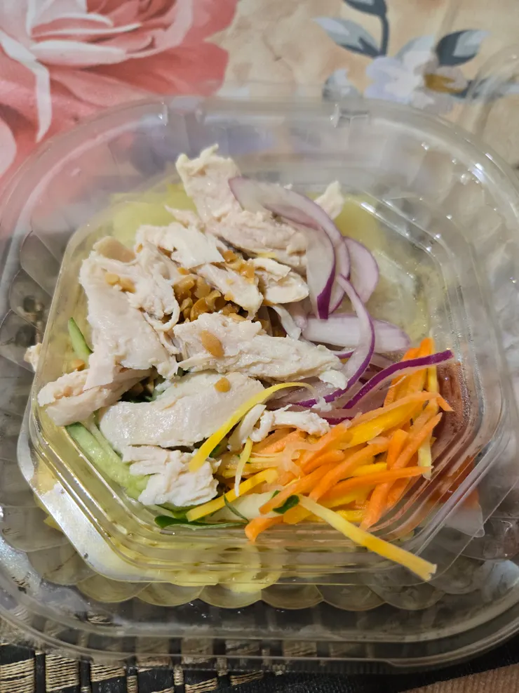 雞肉和菜這個料蠻多的