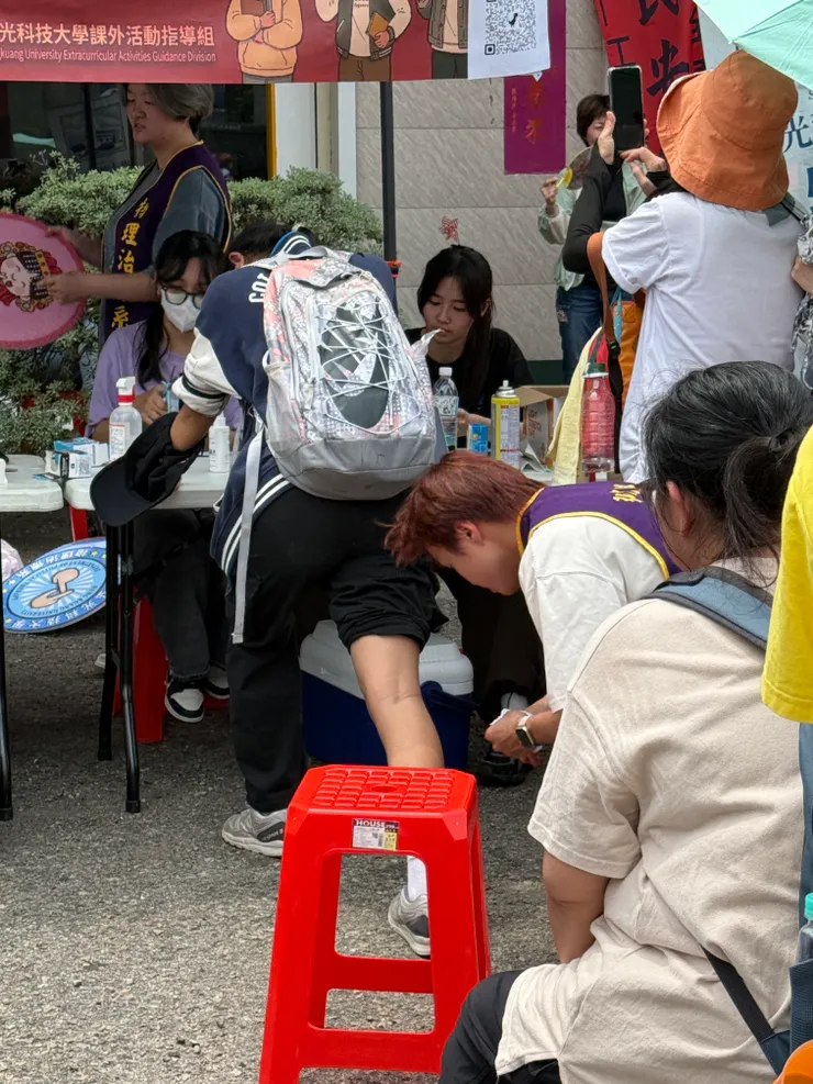 學校物理治療系學生的服務