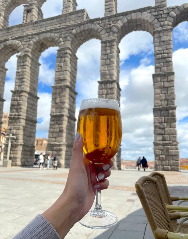 融入當地的證明:來一杯