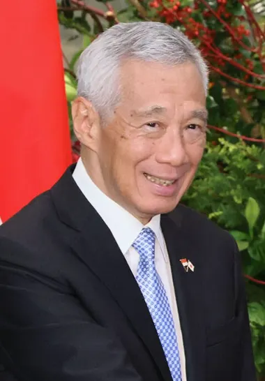 新加坡前總理，李顯龍，resource from wikipedia