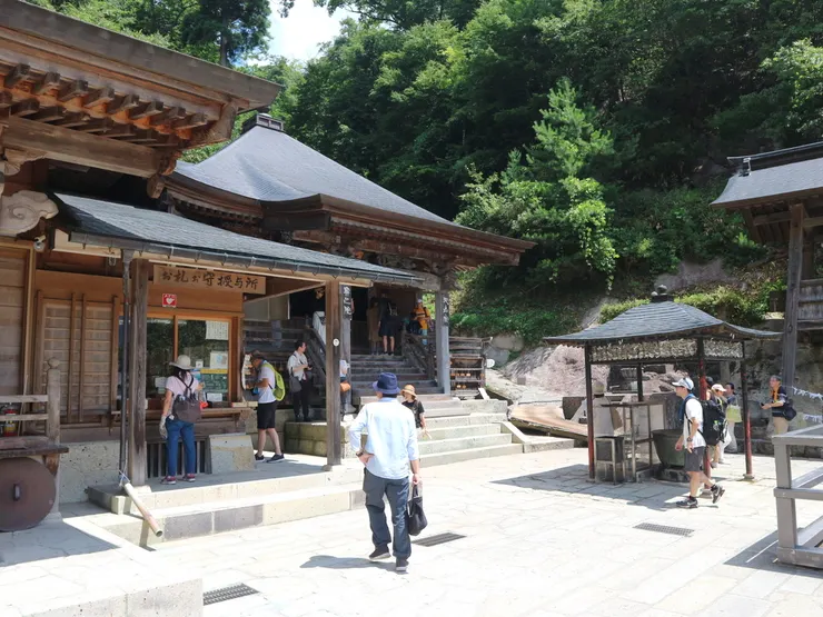 山頂的景色雖沒有五大堂來的美,不過能夠走到終點,就是一場心靈洗滌