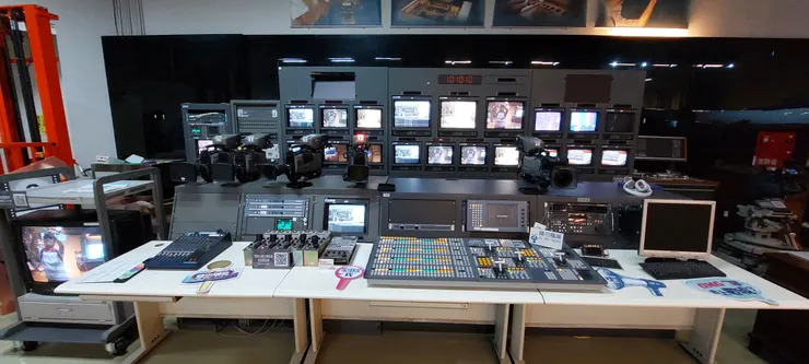 電視台數位攝影棚設備