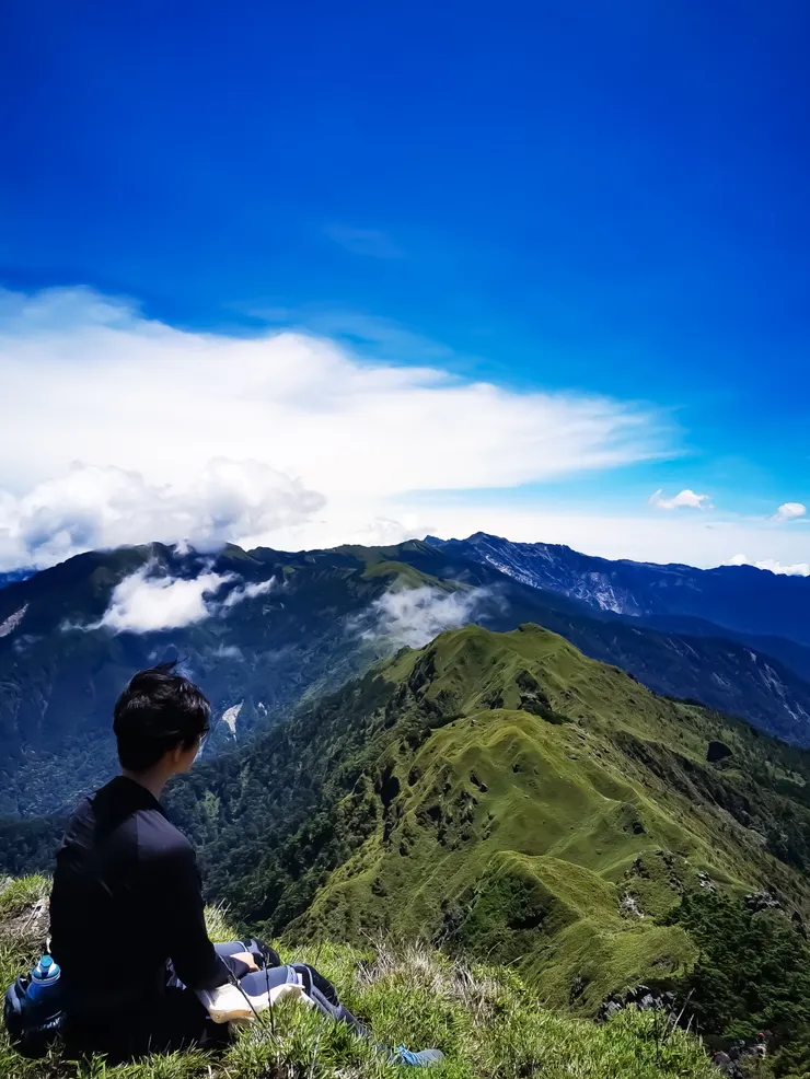 112年6月端午。一座山，完全改變了兩個人的生命旅程。