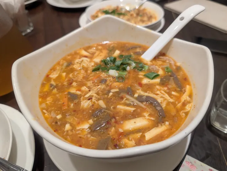 花娘小館的成都酸辣湯麻辣很夠味