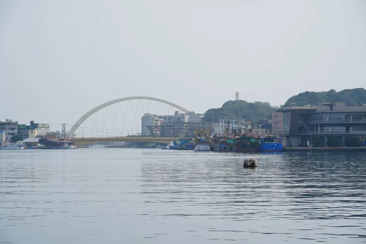 八尺門漁港社寮橋