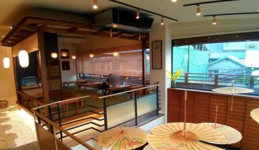 二樓座位區為採榻榻米座位。