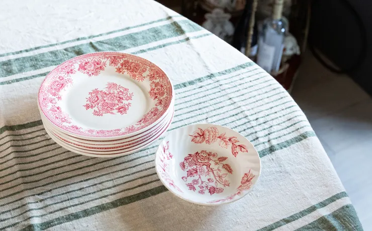 購於里斯本的瓷盤