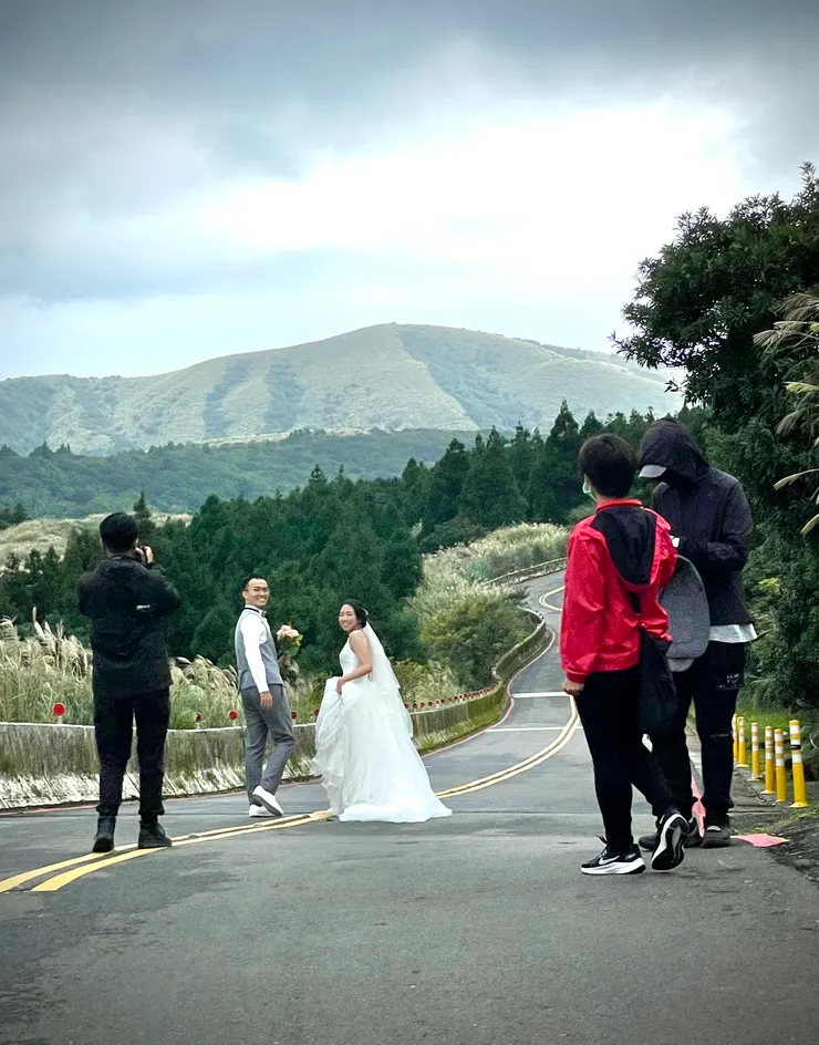 中湖戰備道路常有婚紗拍攝