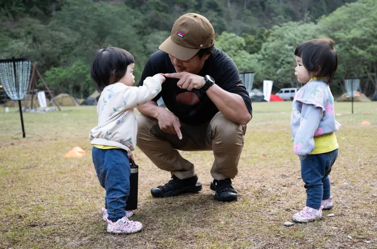 與冒險家對對手指的咩咩