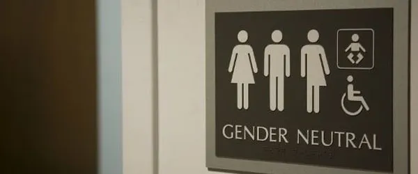 性別友善廁所逐漸在台灣推廣，臺灣大學亦在總圖推廣友善空間(圖源：台灣衛浴文化協會)