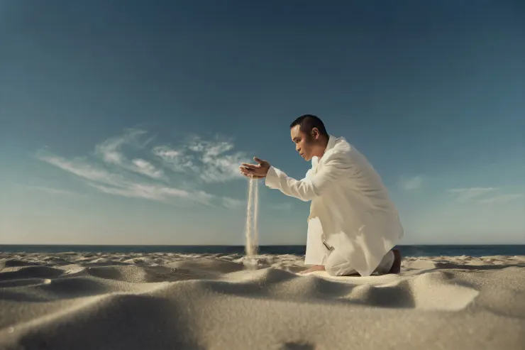 專輯《VOYAGER》在跨界電子與當代民謠之間遊走,打造充滿驚喜的音樂沙龍。 (圖/風潮音樂 提供)