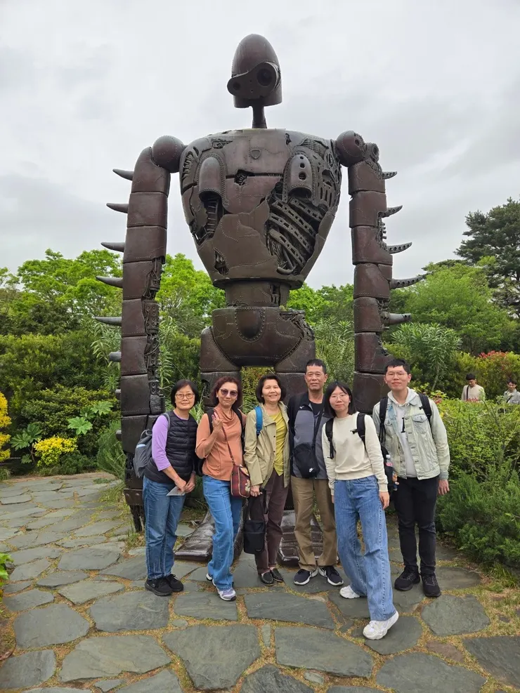 因此大家看到的美術館照,大概也都是這張。