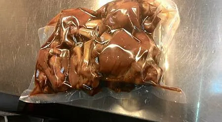 [台北美食]內湖區福德旺豬腳飯，便當有特色，鮮、香、味、美滋