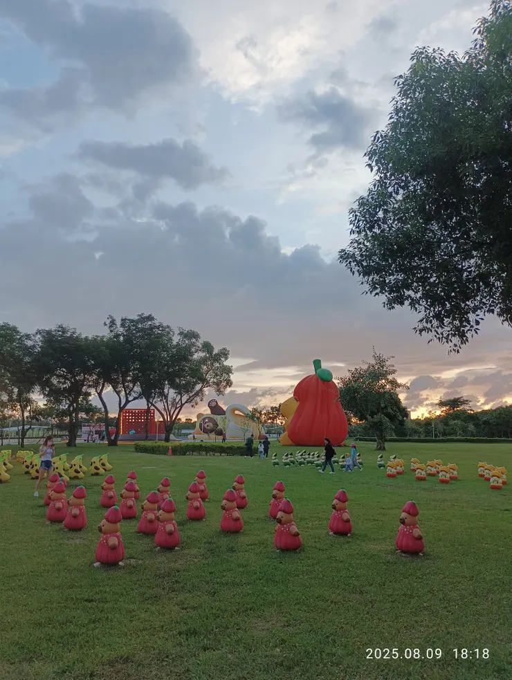 夏日狂歡祭，自拍攝