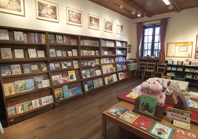 圖片出處：http://www.bigsnail.com/ghibli-museum_20100830_photos.htm