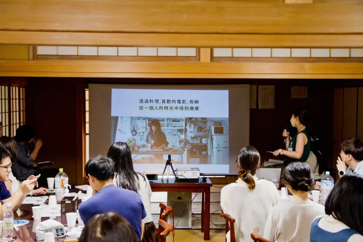 我現在看第一期的照片只覺得大家都很瘦欸（逃）