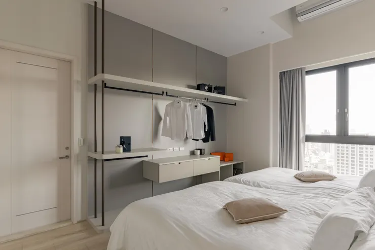 (作品呈現:御之苑 Z 宅,感受 Uniqlo 般的現代簡約風|高雄藝瓦室內設計)