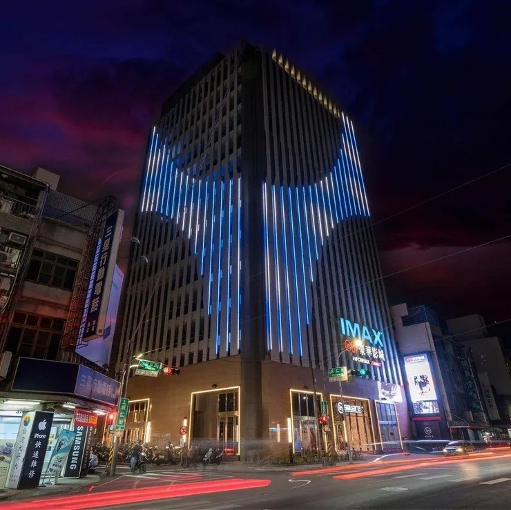 In89影城原址前身是南座戲院、又稱國民戲院，是第一座本島人經營的戲院