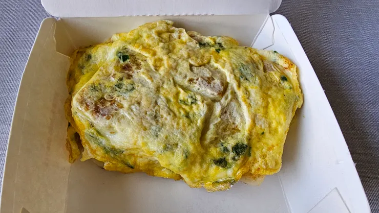 弘爺漢堡的蘿蔔糕加蔥蛋超好吃!