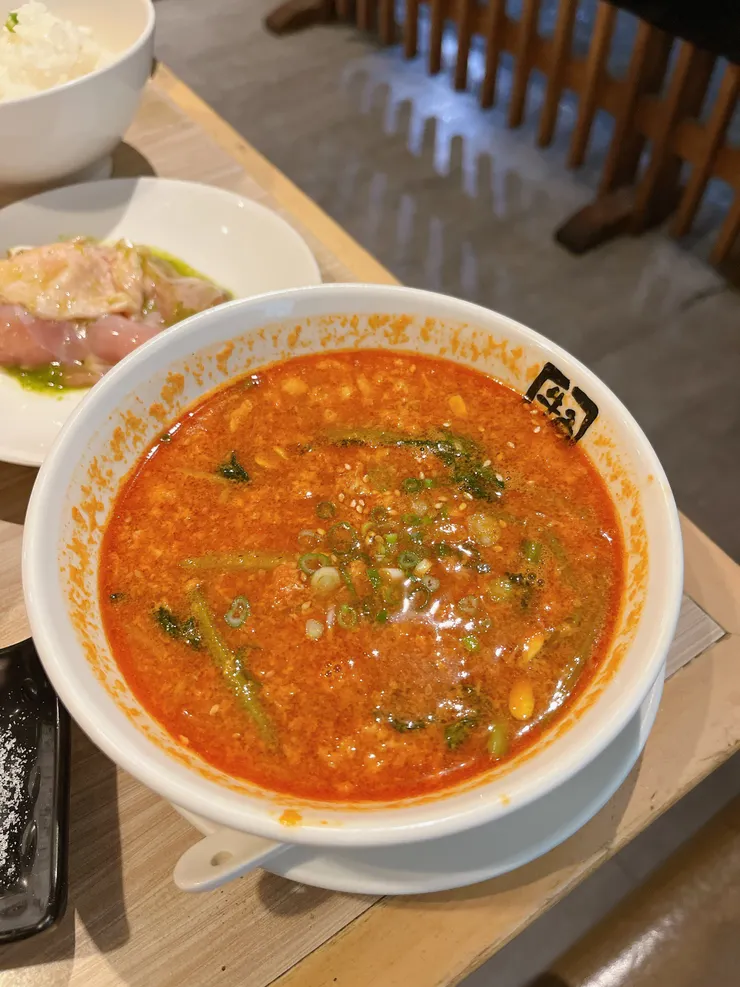 「牛五花辣湯」