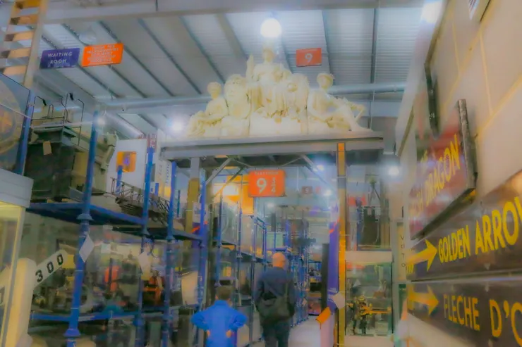 內部零件的展示空間