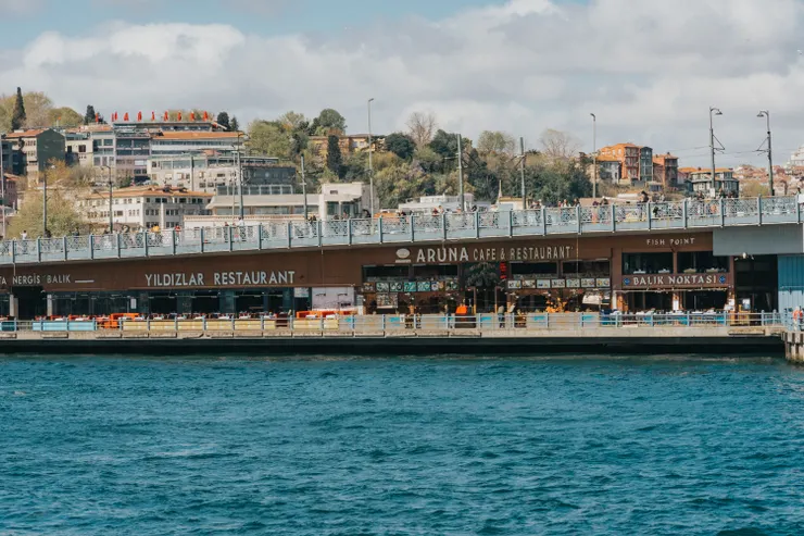 加拉達橋上下兩層設計