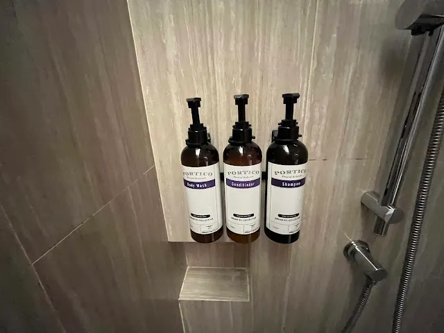 沐浴乳、洗髮乳、護髮乳