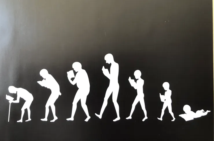 進擊的書蟲 © Claydee 攝於舊總圖