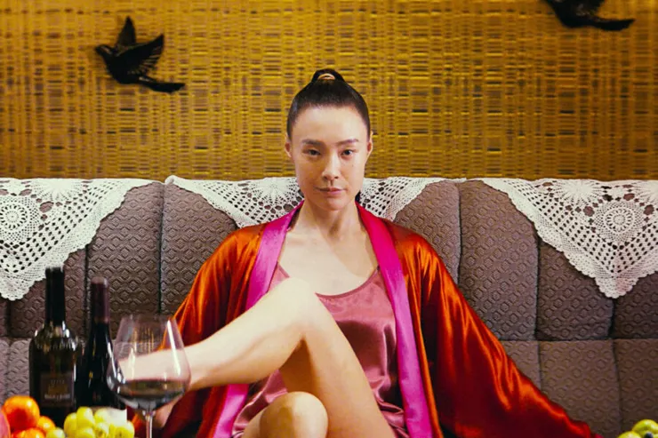 分享被拯救假故事的神祕角色，曾珮瑜飾。