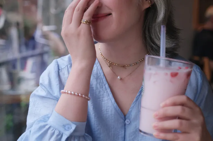 把兩條POP 串珠手鍊繞成項鍊