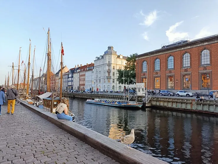 天氣晴朗時的新港！
