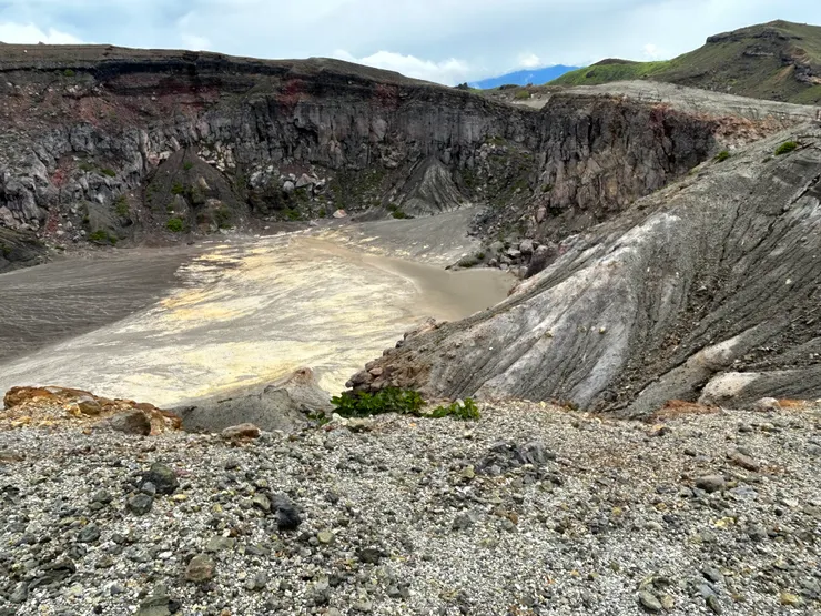 火山口