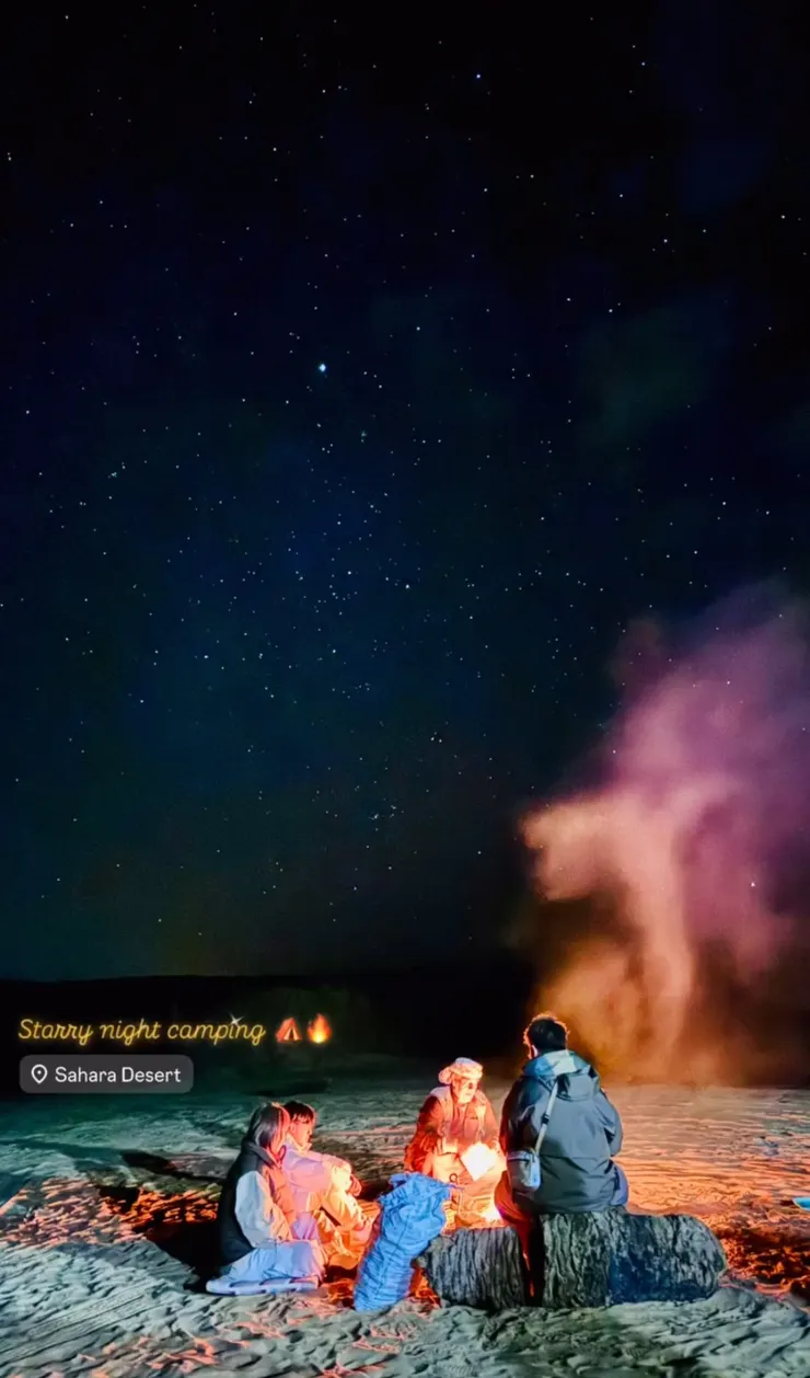 同團夥伴拍的超美星空營火