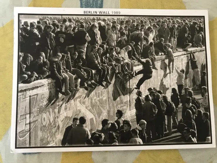 重聚｜柏林圍牆上