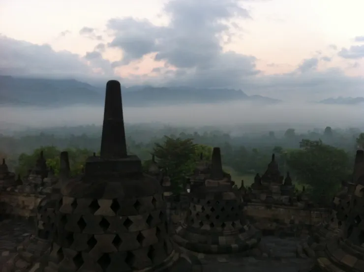 美麗的國度印尼-佛羅浮屠的清晨