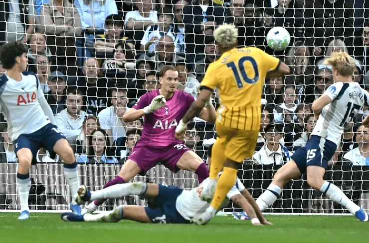 佐真奴魯達抽射破網助白禮頓追和2:2