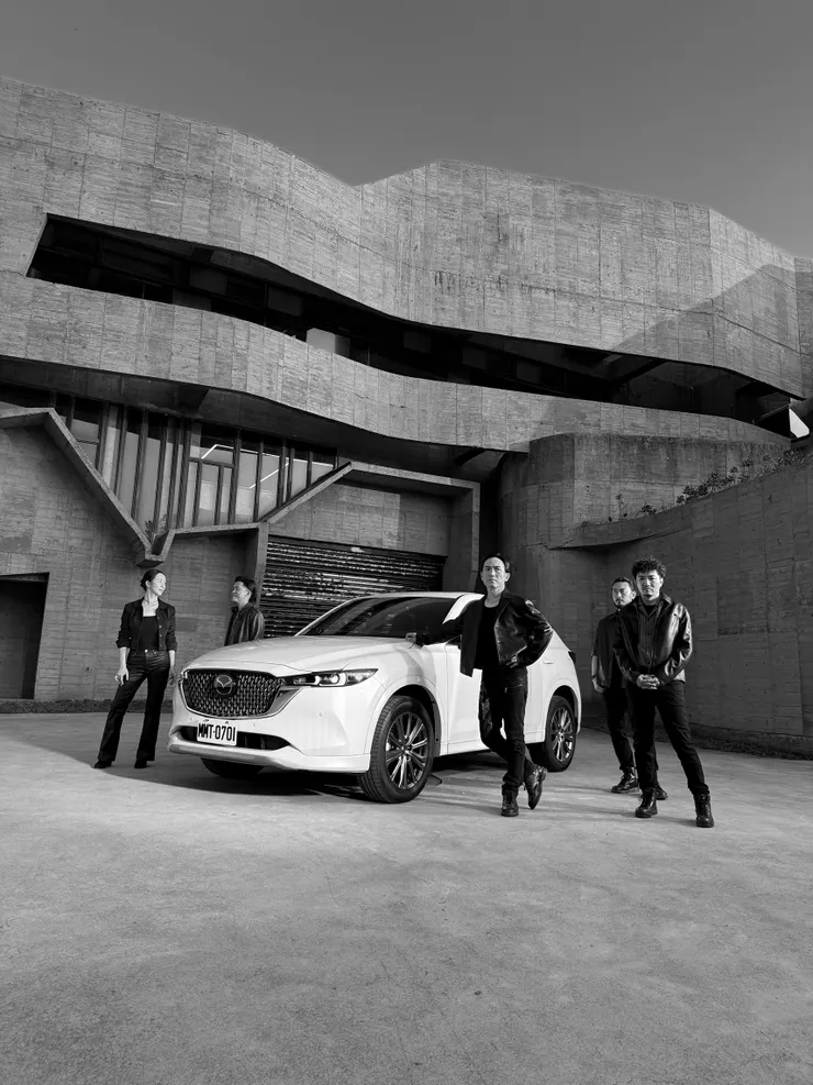 回聲樂團受邀參與車商Mazda的經典暢銷款CX-5的廣告拍攝/照片提供:回聲社