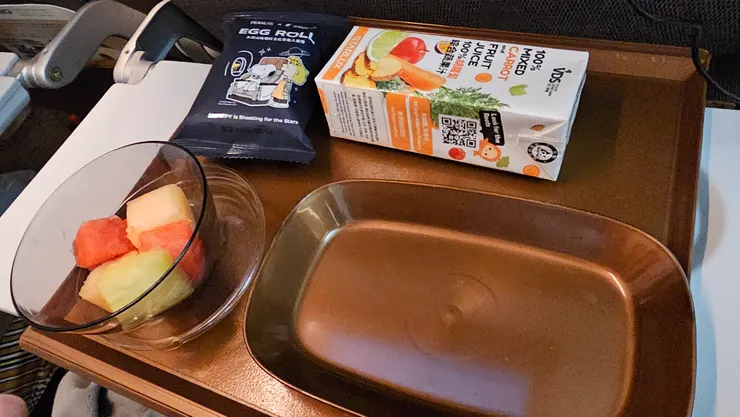 老爸的主餐還在加熱還沒送上來!