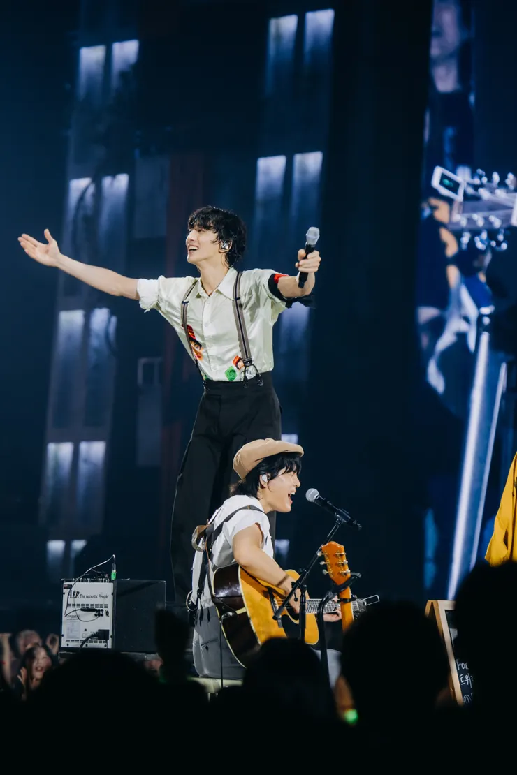 韓國樂團 JANNABI,左為主唱崔政勳,又為吉他手金度亨。圖片提供:遠雄創藝