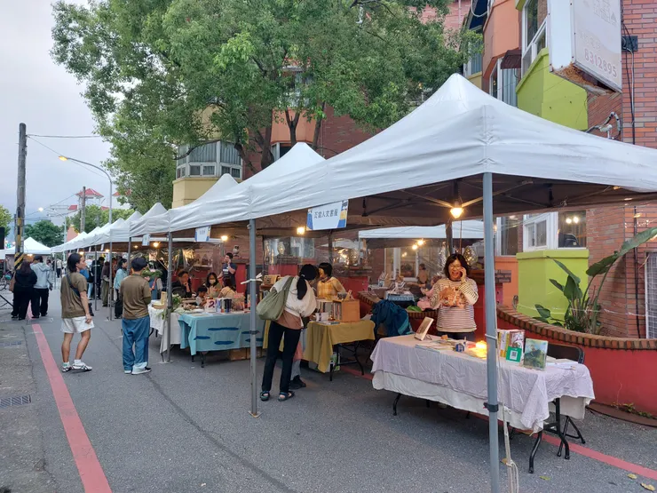 書市集 / 資料來源：林鴻鈞@並木居