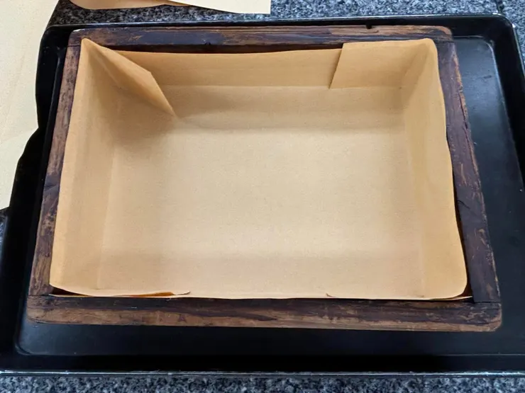 古早味戚風蛋糕考焙過程也要架木框