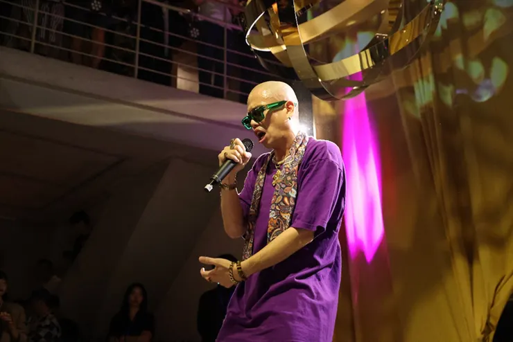 發表活動特邀台灣饒舌界的獨特聲音 呂士軒熱力開唱！(圖片提供: kim-a:黃金品牌提供)