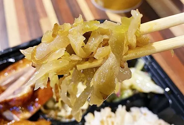 名門燒臘│超過四十年燒臘傳奇-中山區美食、伊通街美食推薦