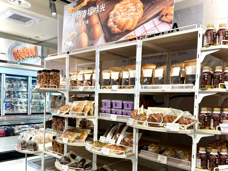 灃頌麵包正式上架台南小北門新光三越 M1F 的樂比亞